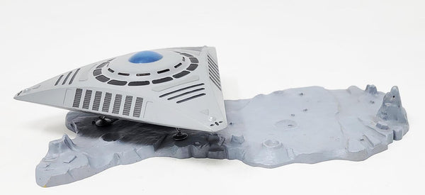 Atlantis Models 5" TR3 UFO with Base Plastic Model Kit