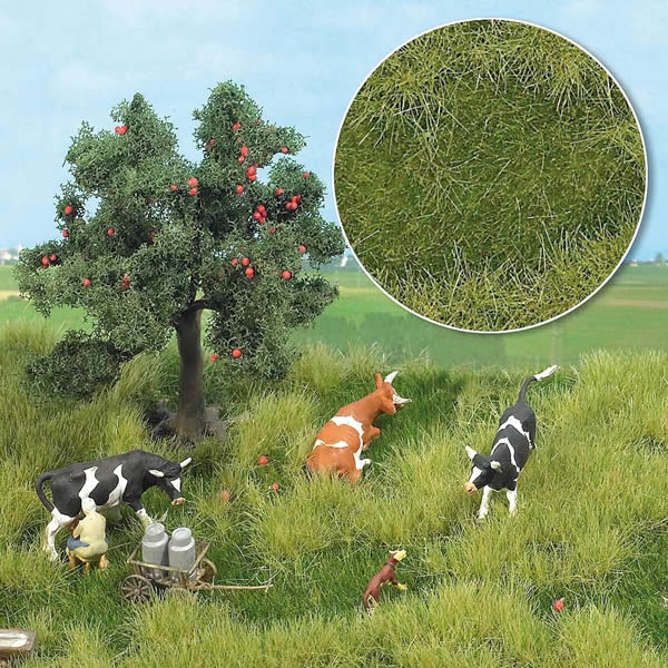 Black Forest® Hobby Supply Co Busch 1306 HO Scale Thinning Grass Pad 11-11/16 x 8-1/4" Late Spring/Early Summr — HO Scale
