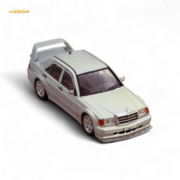 (Pre-Order) Inno64 Mercedes Benz 190E Silver 1:64