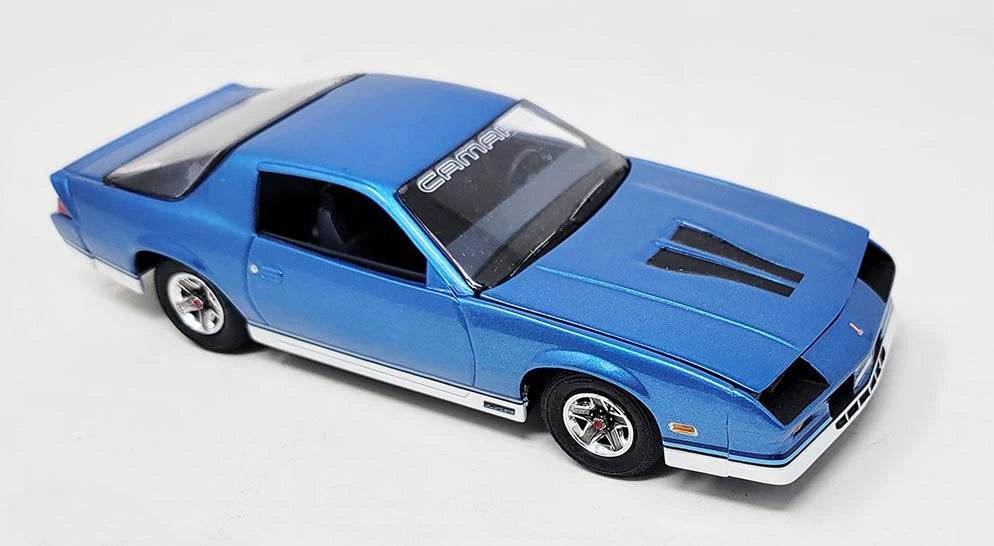 Atlantis Models 1:32 1982 Chevy Camaro Z-28 Route 32 Plastic Model Kit