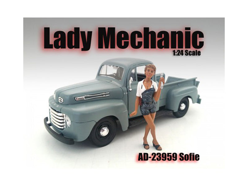 Lady Mechanic Sofie Figure For 1:24 Scale Models by American Diorama — Scale Model Accessories
