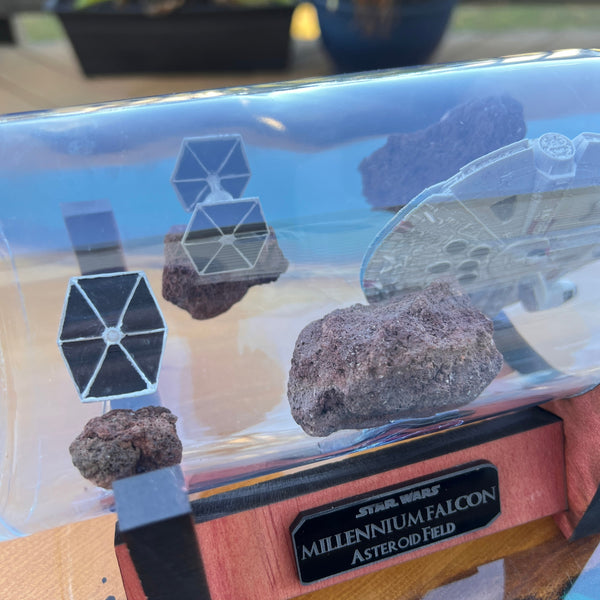 CCHobbyFun Star Wars Millennium Falcon Asteroid Chase in a Bottle