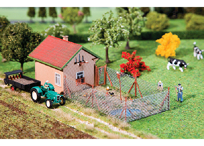 Faller 130328 HO Scale Henhouse w/ Pen Building Kit