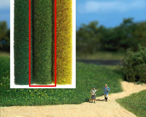 Black Forest® Hobby Supply Co Busch 7216 HO Scale Grass Matting - Large - 31-1/2 x 31-1/2" Light Green — HO Scale Scenery >
