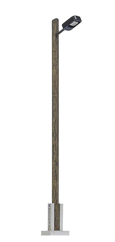 Black Forest® Hobby Supply Co Busch 4159 HO Scale Wooden-Mast Streetlights -- 2-3/4" 7cm — HO Scale Lighting > Busch