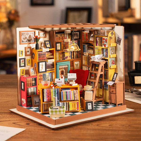 Rolife - Sam's Study Library DIY Miniature House Kit DG102