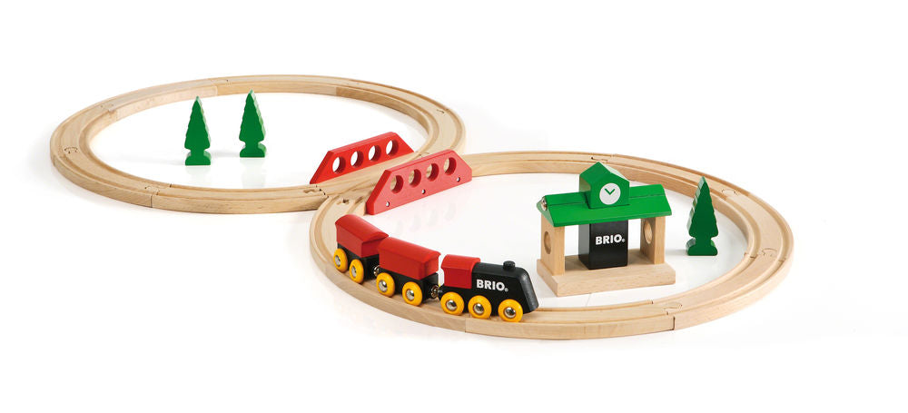 Little Shop of Magic Brio: Classic Figure 8 Train Set — Toys and Collectible