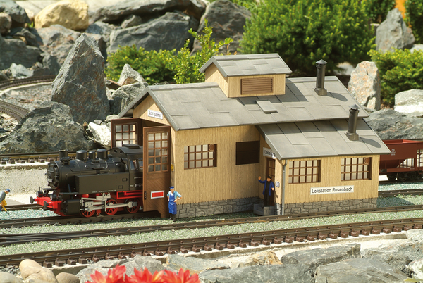 Piko 62042 G Scale Rosenbach Engine Shed, Building Kit