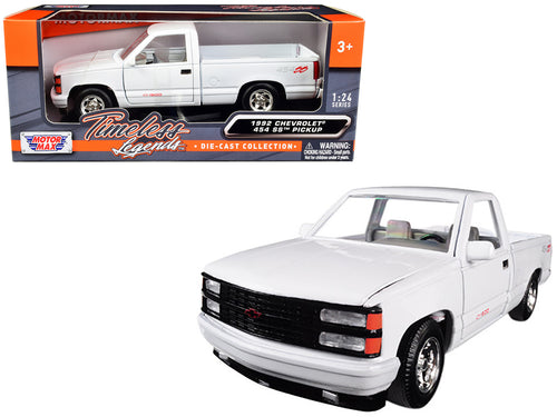1992 Chevrolet 454 SS Pickup Truck White 1/24 Diecast Model Car by Motormax — physical