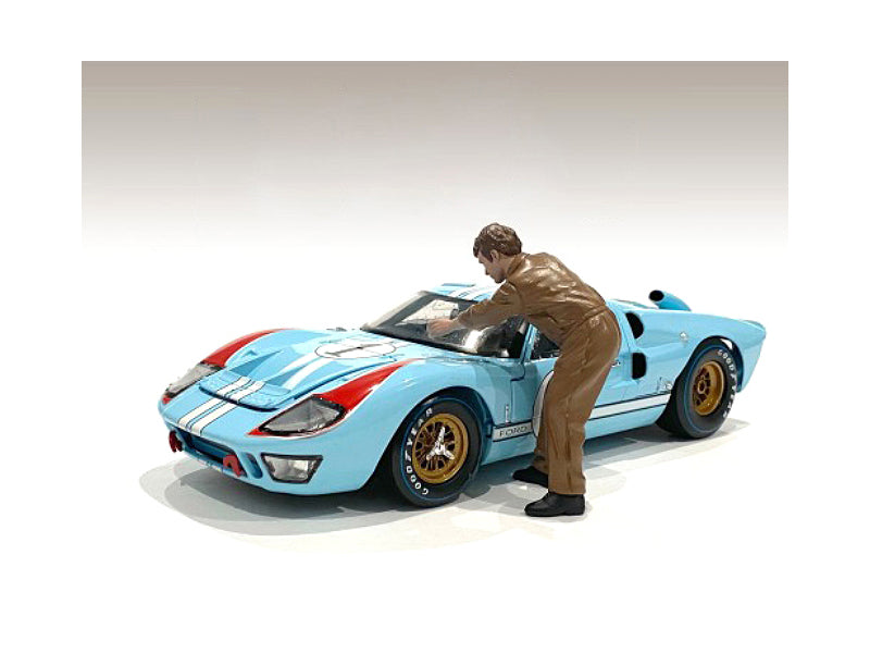 "Race Day 1" Figurine V for 1/18 Scale Models by American Diorama — Scale Model Accessories