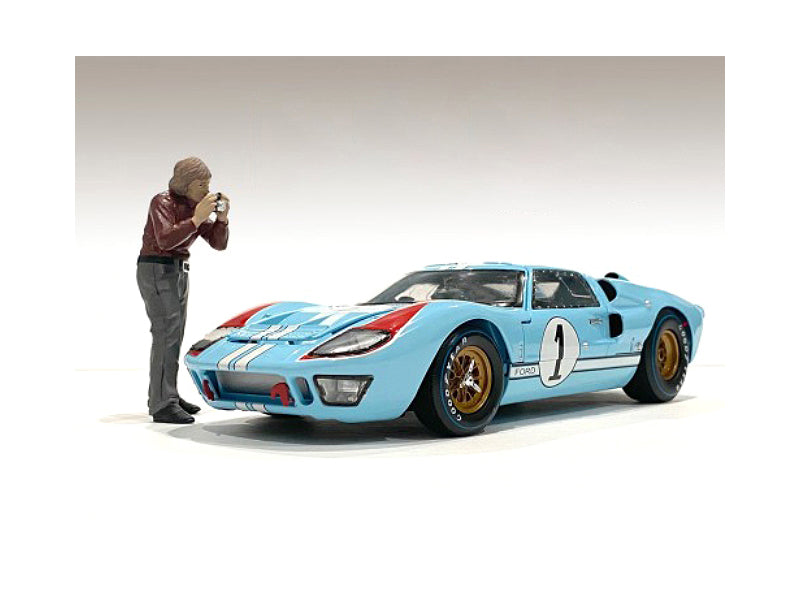 "Race Day 1" Figurine II for 1/24 Scale Models by American Diorama — Scale Model Accessories