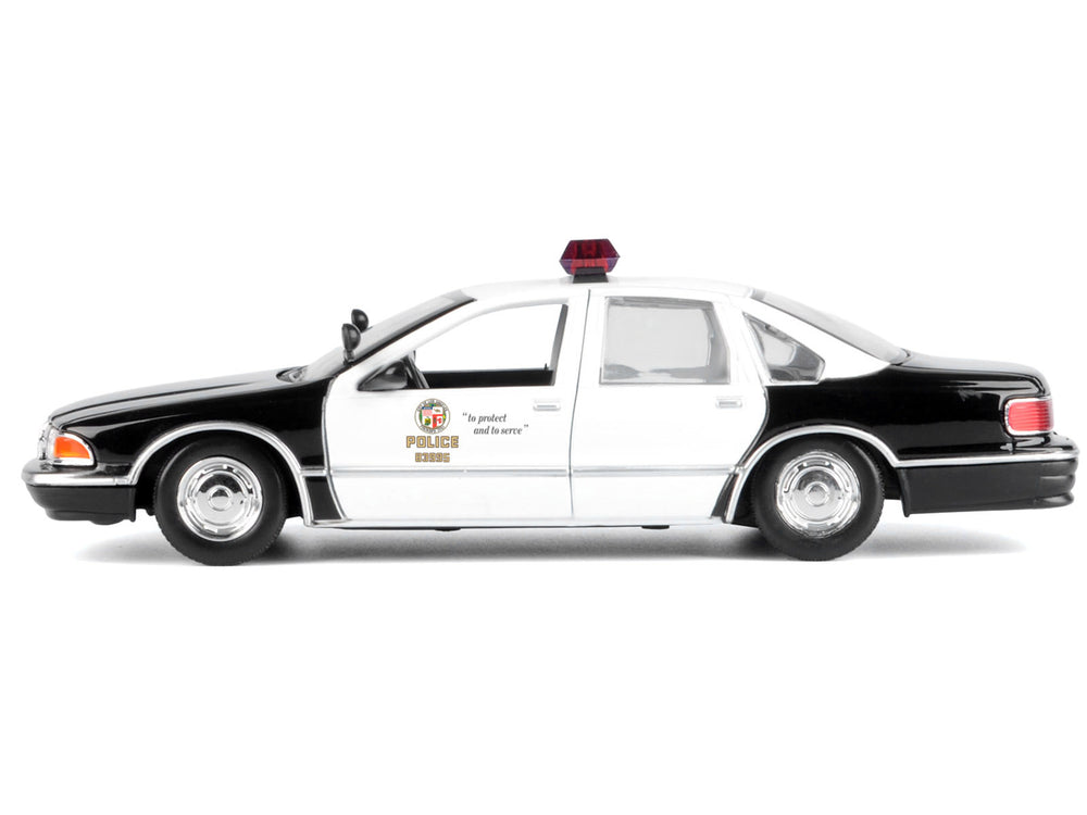 1993 Chevrolet Caprice Police Car "LAPD (Los Angeles Police Department)" Black and White "Law Enforcement and Public Service" Series 1/24 Diecast Model Car by Motormax