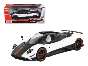 Pagani Zonda 5 Cinque White and Black 1/18 Diecast Model Car by Motormax — physical