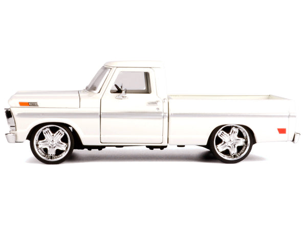 1969 Ford F-100 Pickup Truck Cream "Maxx Design" Series 1/24 Diecast Model Car by Motormax