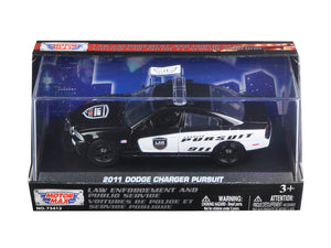 2011 Dodge Charger Pursuit Police Car In Display Showcase 1/43 Diecast Model Car by Motormax — physical