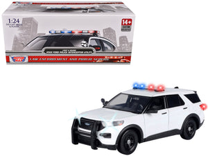 2022 Ford Police Interceptor Utility Plain White "Builder's Kit" with Flashing Light Bar and Front and Rear Lights and Sounds 1/24 Diecast Model Car by Motormax