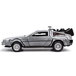 Jada Back to the Future die-cast 1:32 scale "Hollywood Rides" DeLorean Time Machine — Die-cast Model Cars