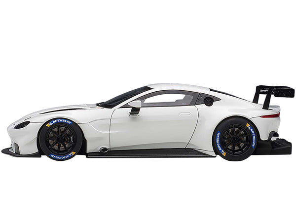 2018 Aston Martin Vantage GTE Le Mans PRO White with Carbon Accents 1/18 Model Car by Autoart