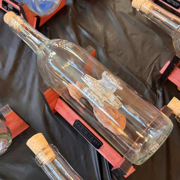 CCHobbyFun Star Wars Razor Crest in a Wine Bottle