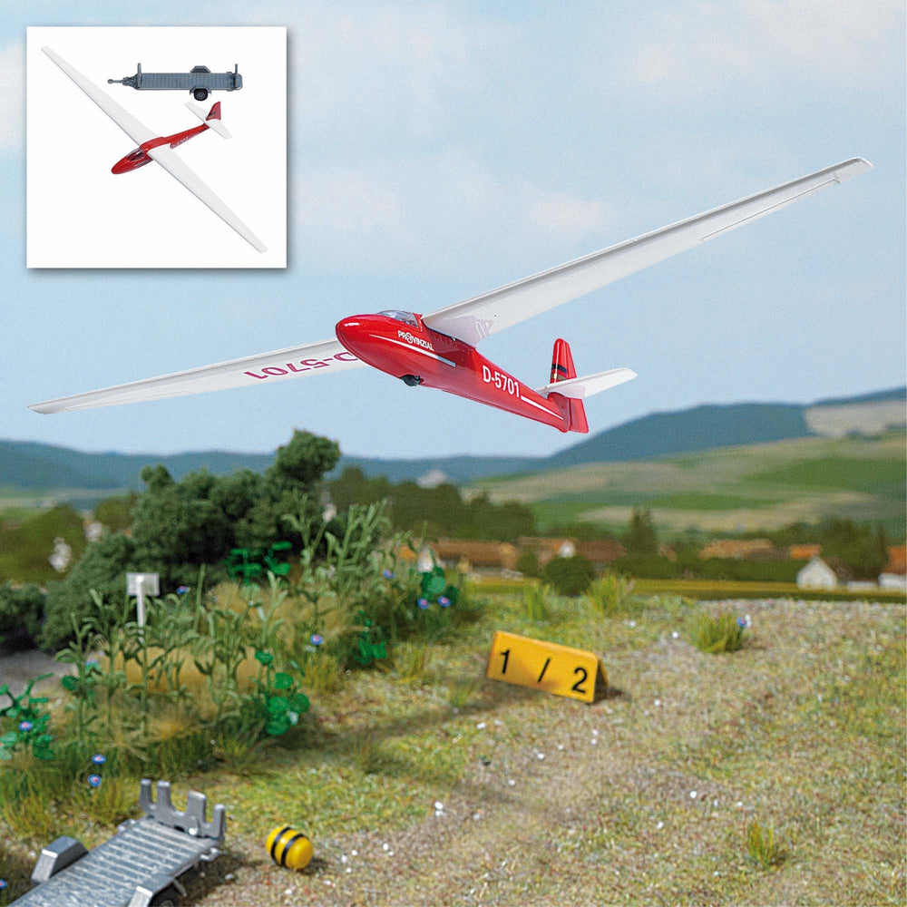 Busch 1154 HO Scale Glider with Trailer, White & Red