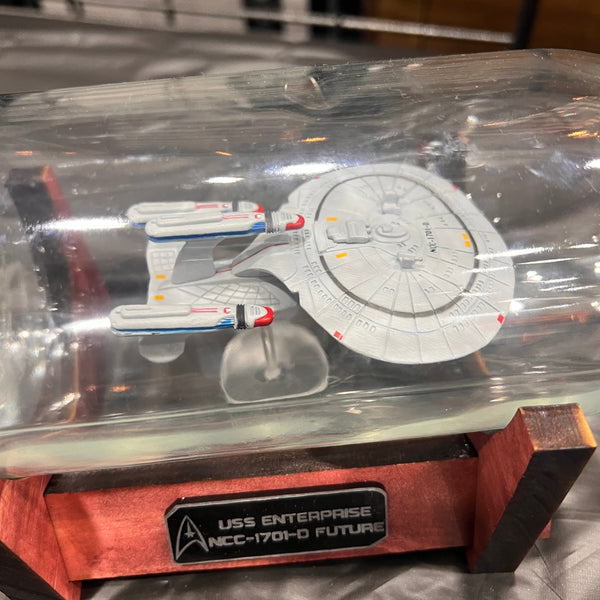 CCHobbyFun Star Trek Triple Nacelle Enterprise in a Bottle