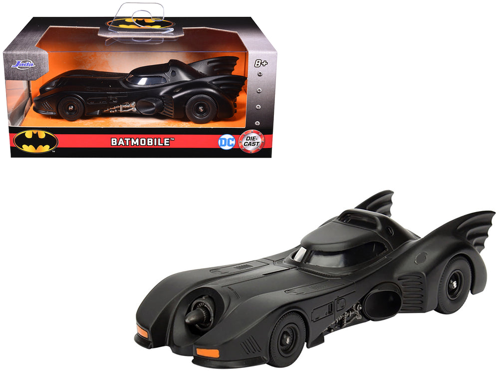 1989 Batman Batmobile 1/32 Diecast Model Car by Jada — physical