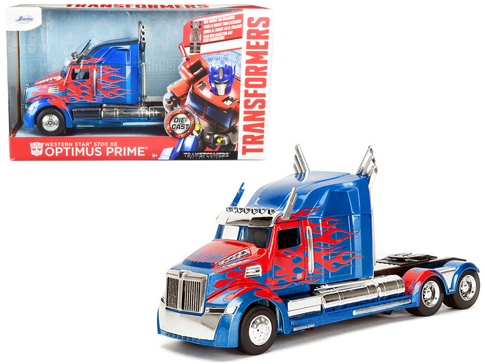 Western Star 5700 XE Phantom Optimus Prime with Robot on Chassis "Transformers 5" (2017) Movie "Hollywood Rides" Series 1/24