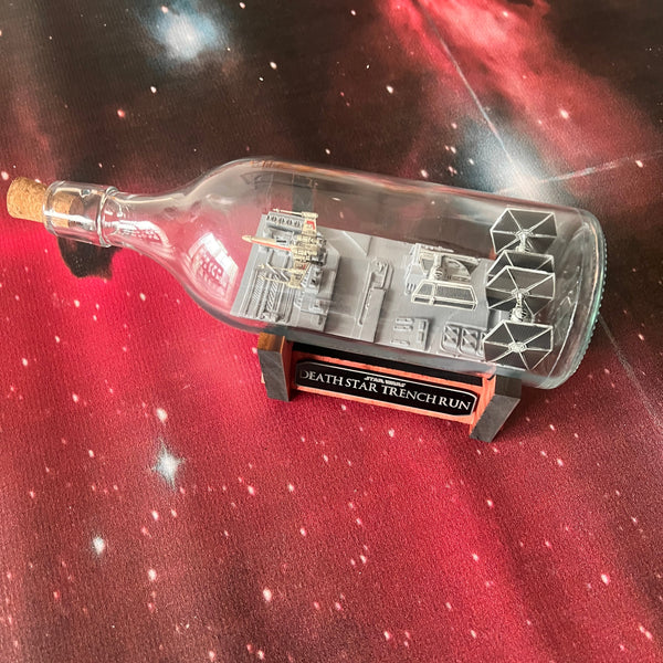 CCHobbyFun Star Wars Death Star Trench Run in a Bottle