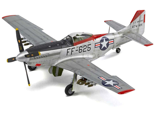 Airfix Level 2 Model Kit North American F-51D Mustang Fighter Aircraft