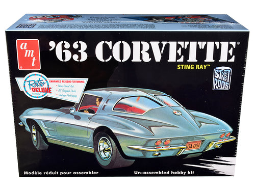 AMT - Skill 2 Model Kit 1963 Chevrolet Corvette Stingray 1/25 Scale Model — Plastic model kit