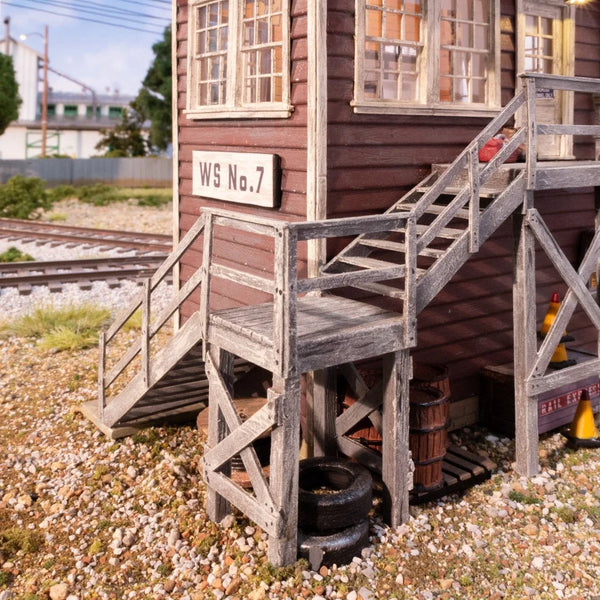 Woodland Scenics BR5878 O Scale Built Up Structure - Interlocking Switch Tower