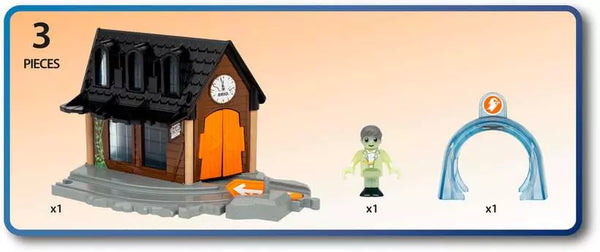 Brio: World Smart Tech Sound Spooky Train Station - Echo Six Hobbies