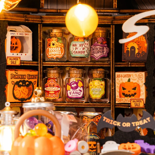 Robotime Haunted Candy House DIY Miniature House ROEDG186 — product image 5