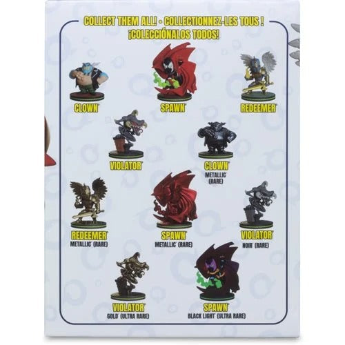 The back of a collectible figure box showing nine mini figurines labeled Clown, Spawn, Redeemer, Violator, and Metallic (Dare/Ord) in different colored variants, with Spanish text at the top.