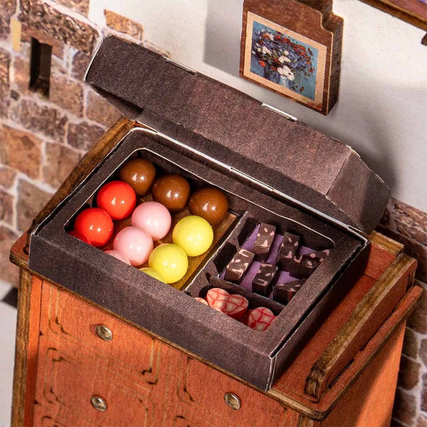 Robotime Henry's Chocolate, DIY Miniature House — DIY Minature House Kit