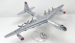 1:184 B-36 Peacemaker Bomber United States Air Force (USAF) with Swivel Stand Plastic Model Kit