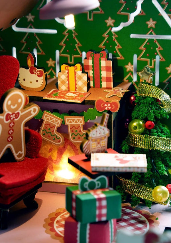 Hello Kitty® Gingerbread House