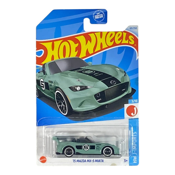 Collectors World Toys Hot Wheels '15 Mazda MX-5 Miata | J-Imports Series 3/10