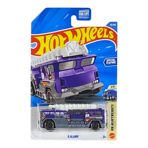 Collectors World Toys Hot Wheels5 Alarm - HW Heavy Weights Series 1/5