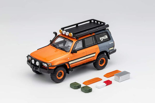 GCD Toyota Land Cruiser LC80 Modified Version With Accessories 1:64
