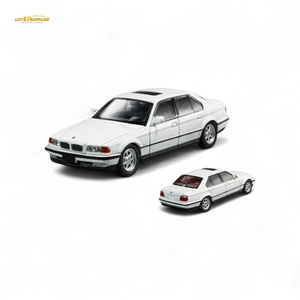DCM BMW E38 740iL 7-Series in White 1:64