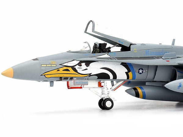 F/A-18C U.S. Navy Hornet Fighter Aircraft "VFA-82 Marauders" Limited Edition to 600 pieces Worldwide 1/72 Diecast Model by JC Wings