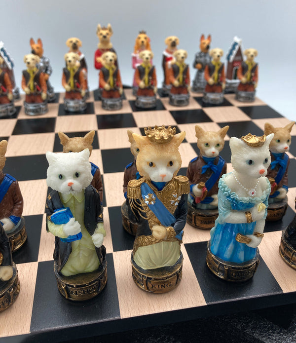 Little Shop of Magic Chess Set - Cats & Dogs Resin Chessmen on Black/Maple Chest — Board Game