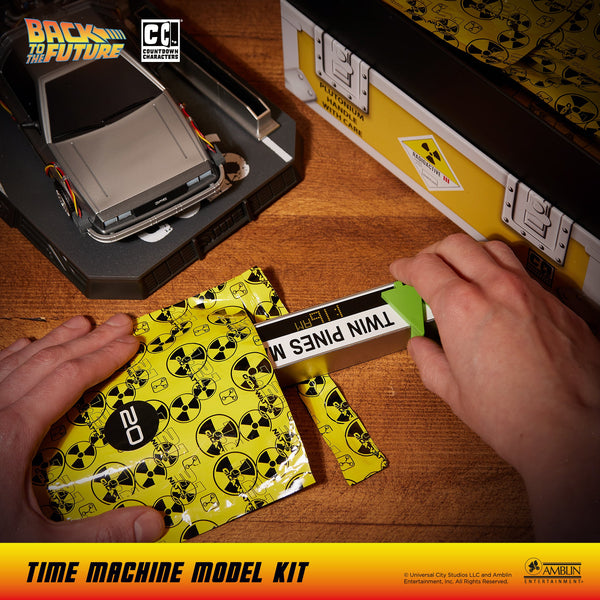 Back to the Future™ Back to the Future: Time Machine Countdown Character Model Kit
