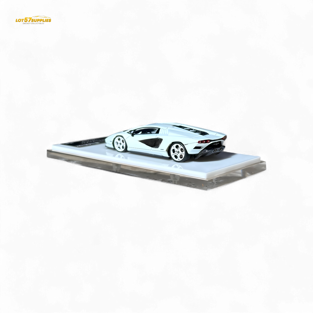Fuelme Model NEO COUNTACH LPI 800-4 BIANCO SIDERALE 1:64 Resin