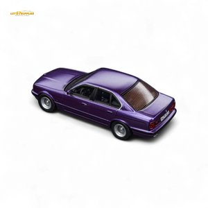 (Pre-Order) DCM BMW E34 5-Series Sedan Daytona Roland Purple 1:64