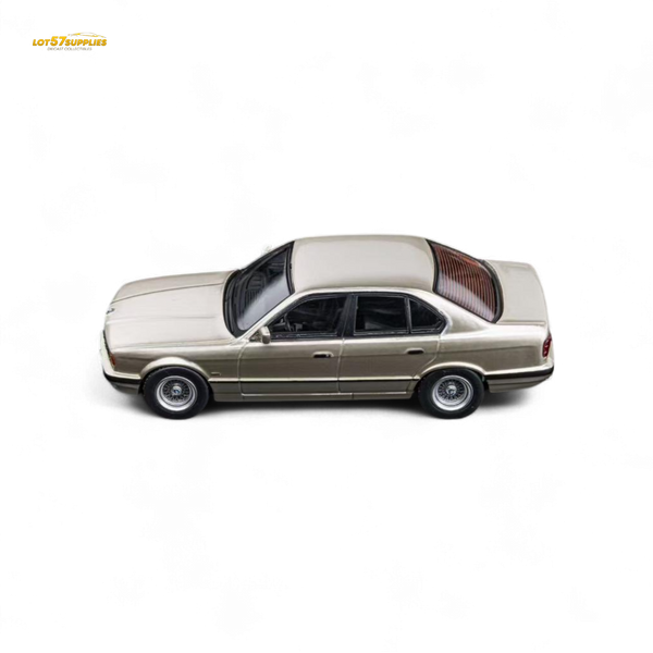 (Pre-Order) DCM BMW E34 5-Series Sedan Cashmere Beagle Gold 1:64