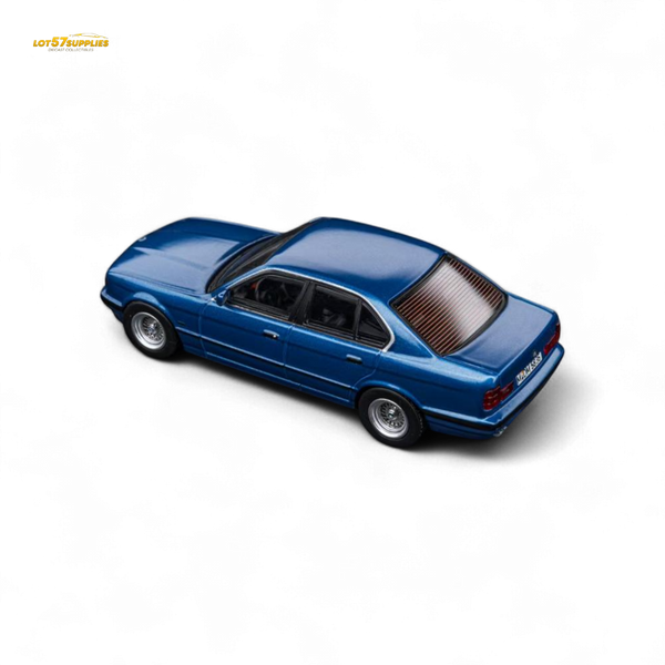 (Pre-Order) DCM BMW E34 5-Series Sedan Avis Metallic Blue 1:64