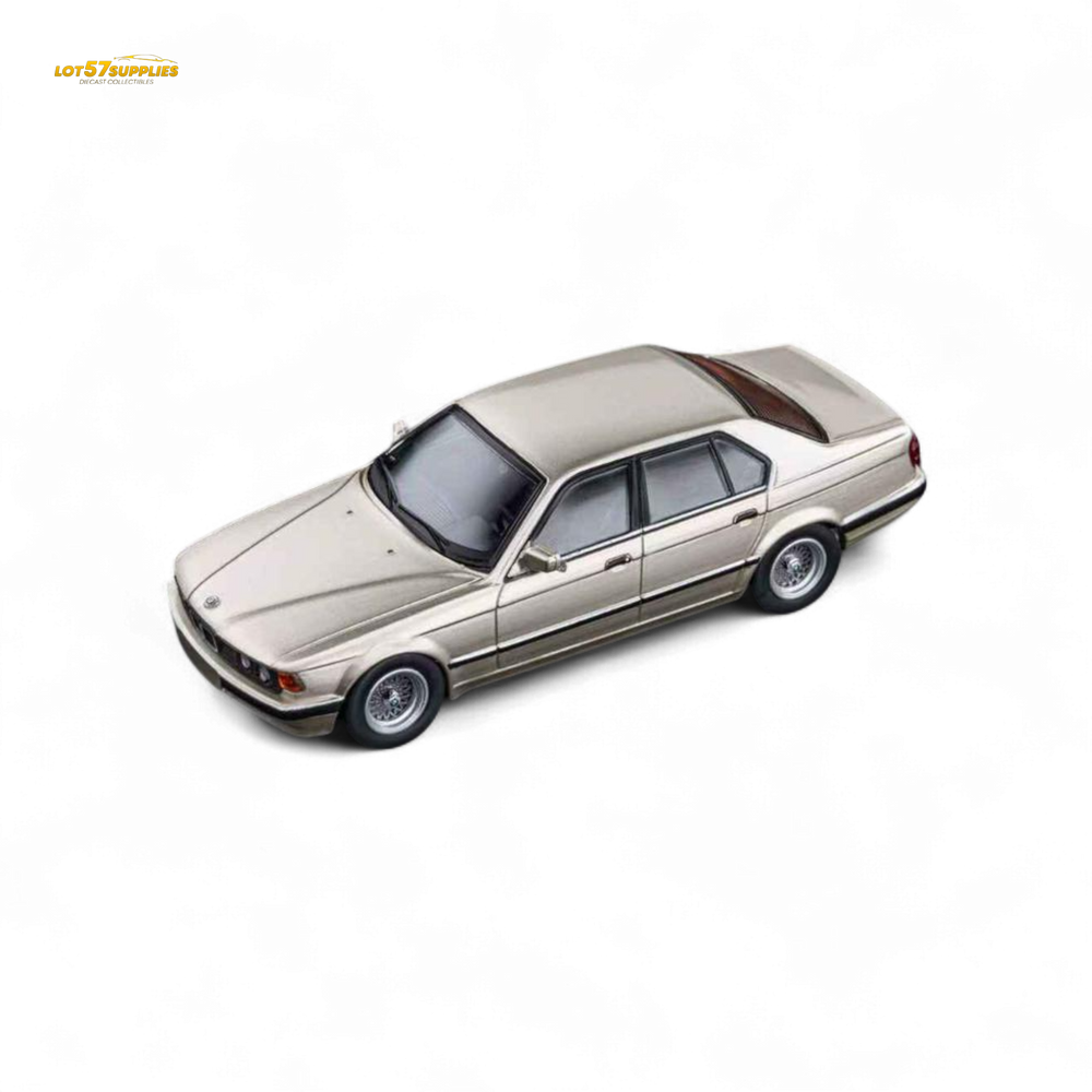 (Pre-Order) DCM BMW E32 7-Series Sedan Cashmere Beagle Gold 1:64