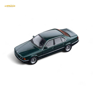 (Pre-Order) DCM BMW E32 7-Series Sedan Oxford Metallic Green 1:64